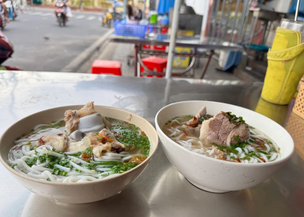 Bánh canh Út Thiên Tây Ninh