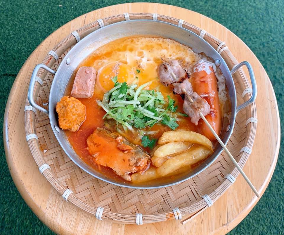 Bánh mì xíu mại Vũng Tàu quán Mỡ Chảo