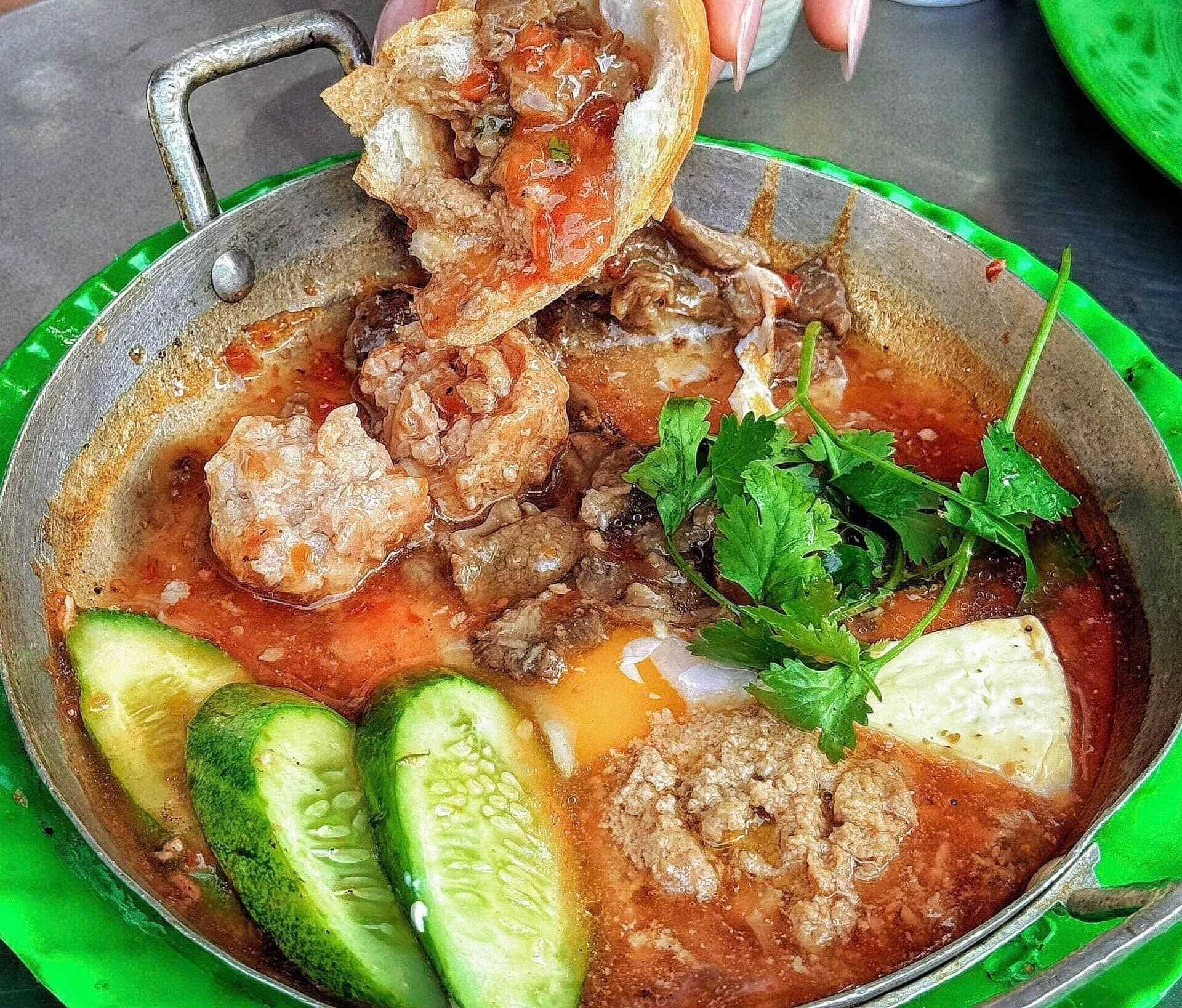 Bánh mì xíu mại Vũng Tàu