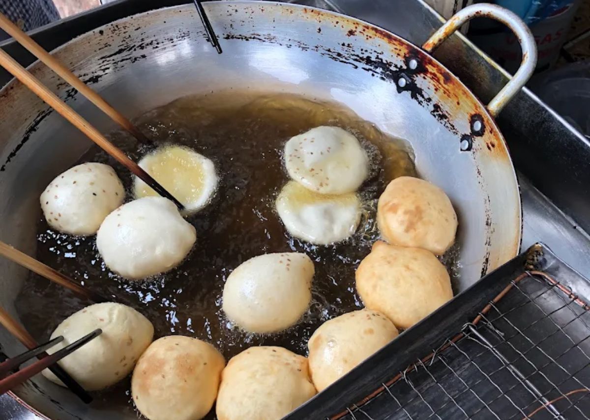 Bánh tiêu đậu xanh ông già Vũng Tàu