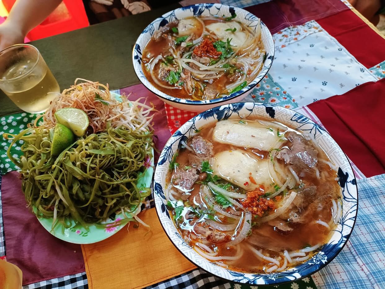 Bún bò Cô Tư Vũng Tàu 