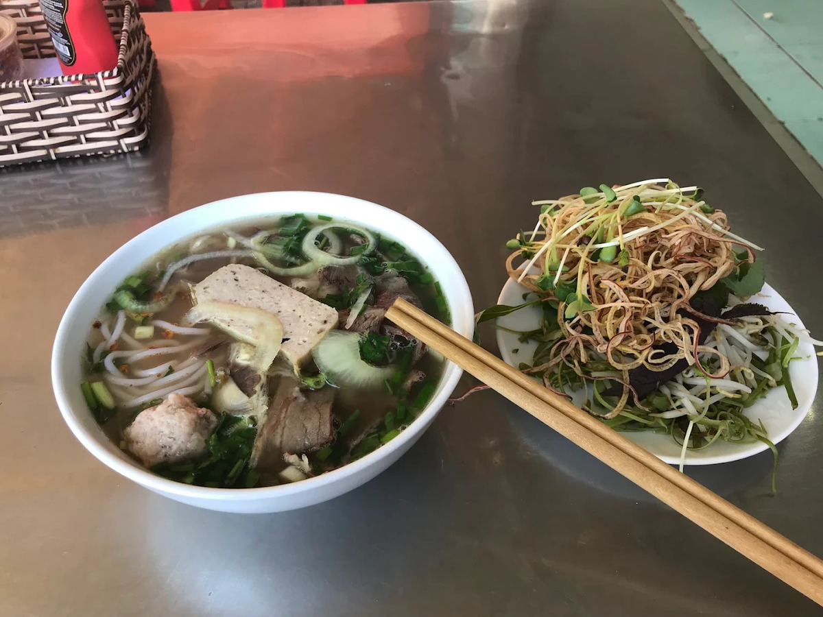 ăn sáng Vũng Tàu Ăn sáng ở Vũng Tàu bún bò Huế Hương Giang