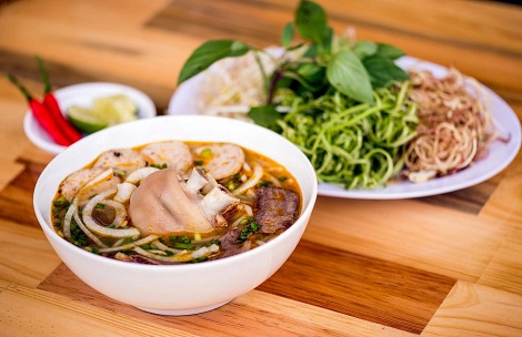 Lưu ngay 13 quán bún bò Huế Vũng Tàu ngon có tiếng, ăn là mê