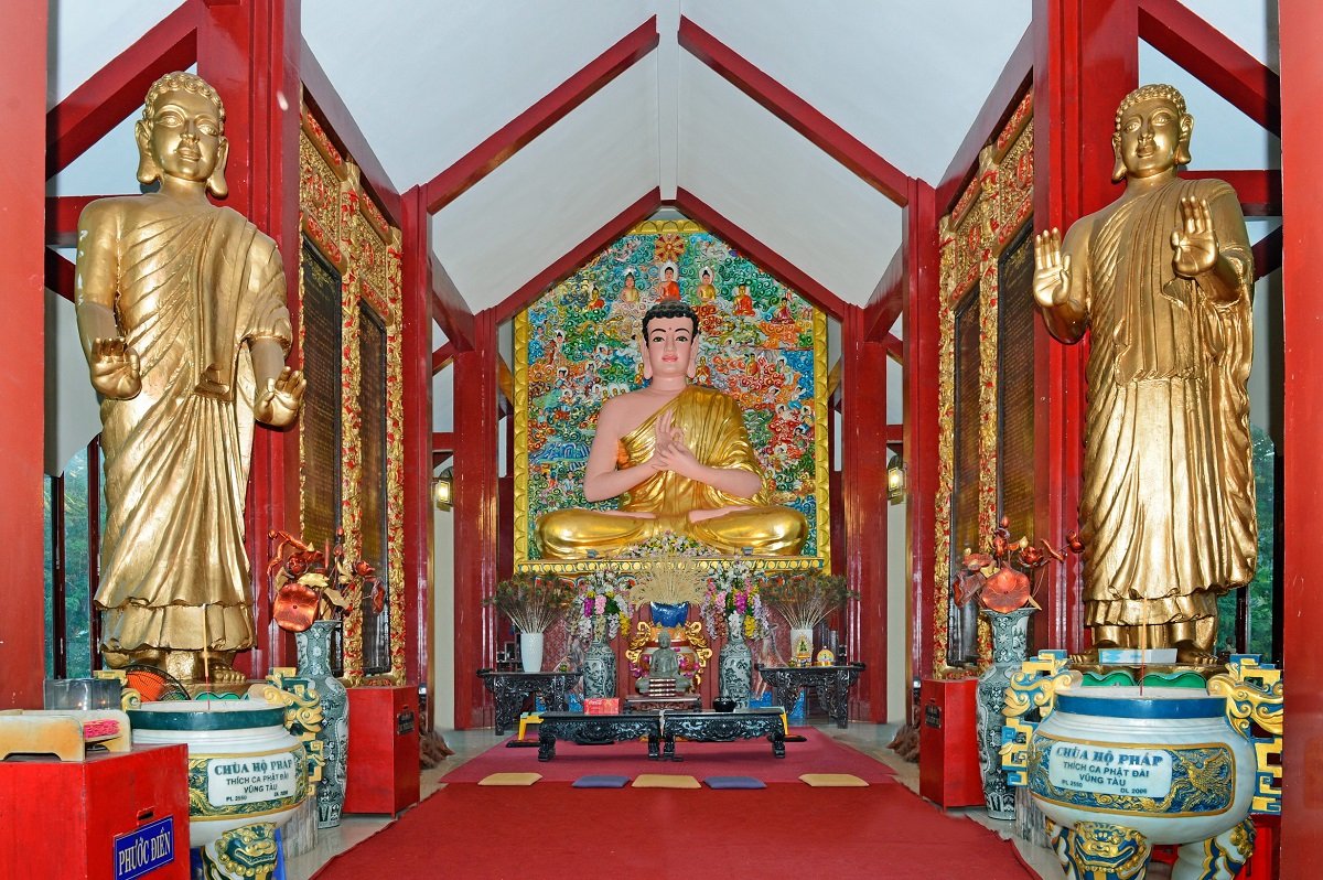 Chùa Hộ Pháp Chánh điện chùa Hộ Pháp Vũng Tàu