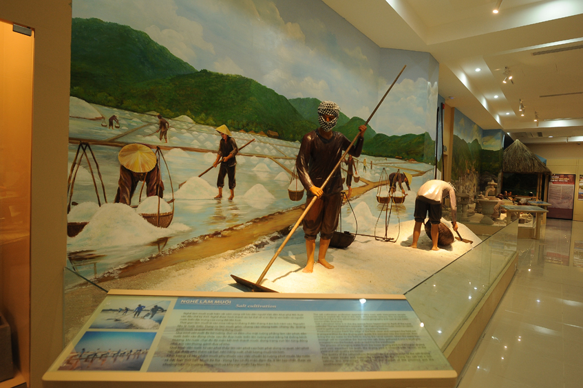 Gian trưng bày nghề làm muối Bảo tàng Vũng Tàu