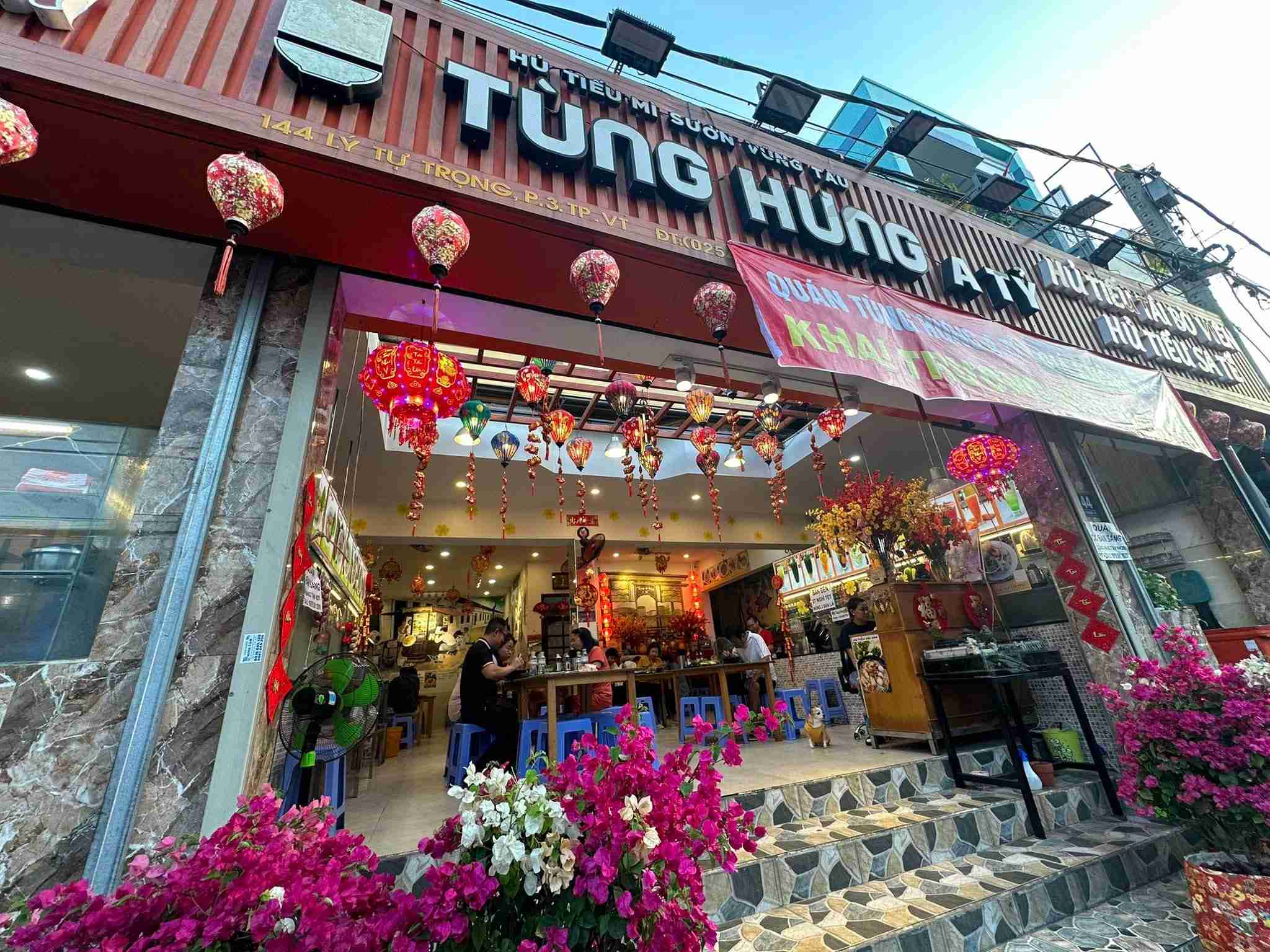 ăn sáng Vũng Tàu Hủ tiếu mì sườn Tùng Hưng A Tỷ