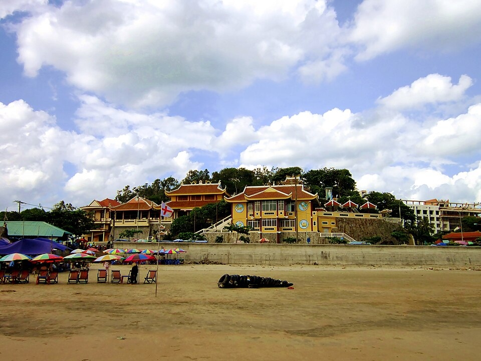 Dinh Cô Lịch sử Dinh Cô Long Hải