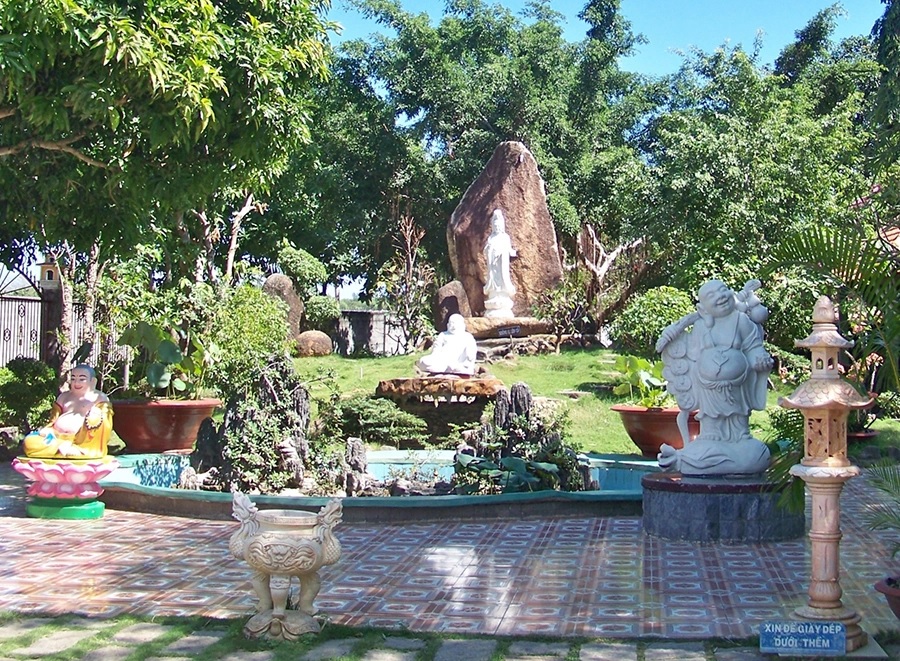 Lưu ý khi tham quan chùa Bánh Xèo