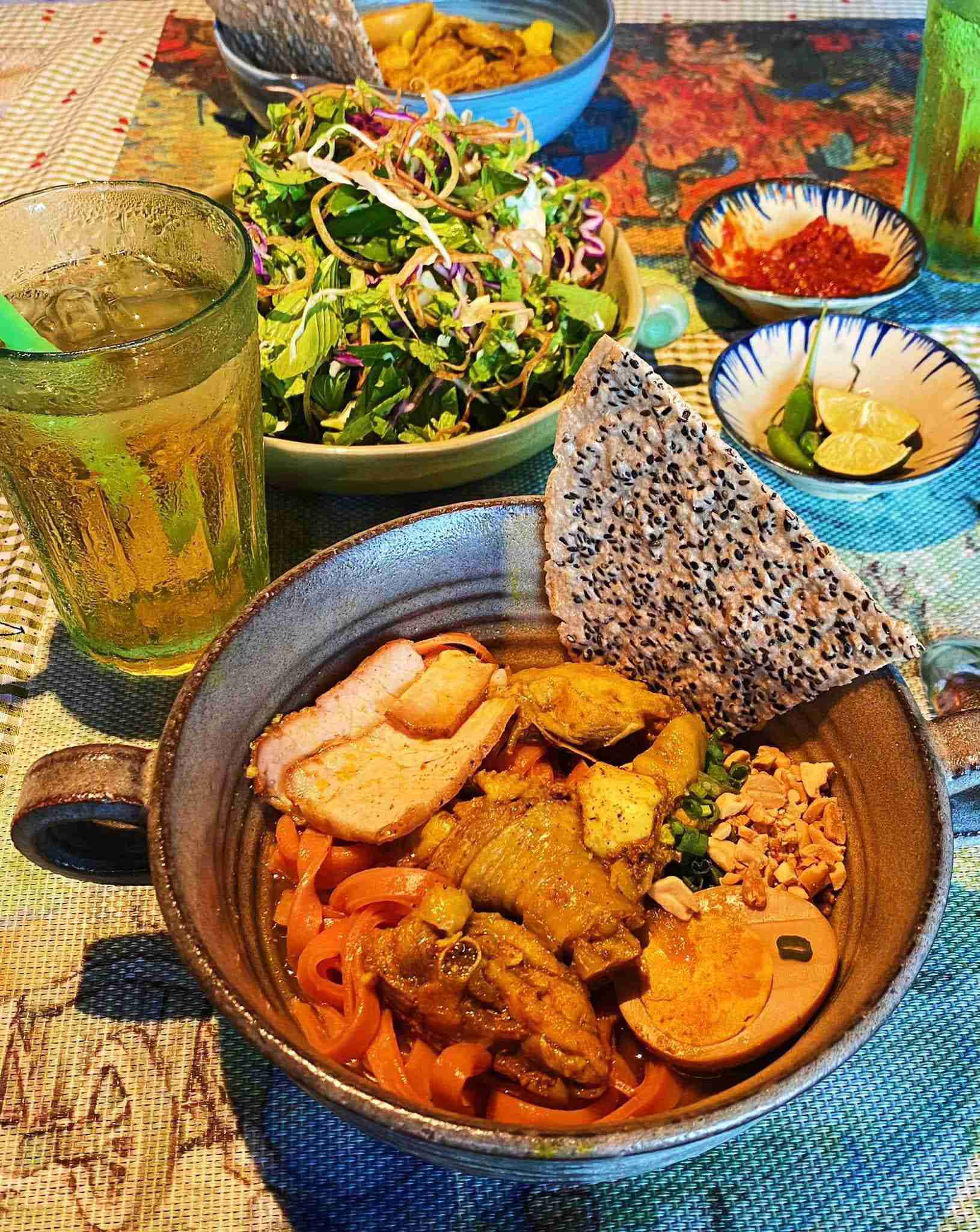 ăn sáng Vũng Tàu Mỳ Quảng Cô Kiều Vũng Tàu