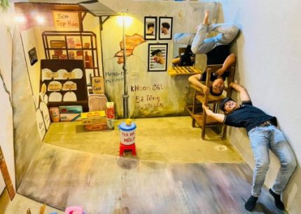 Nhà Úp Ngược Vũng Tàu: Địa chỉ, giá vé & 5 trải nghiệm thú vị