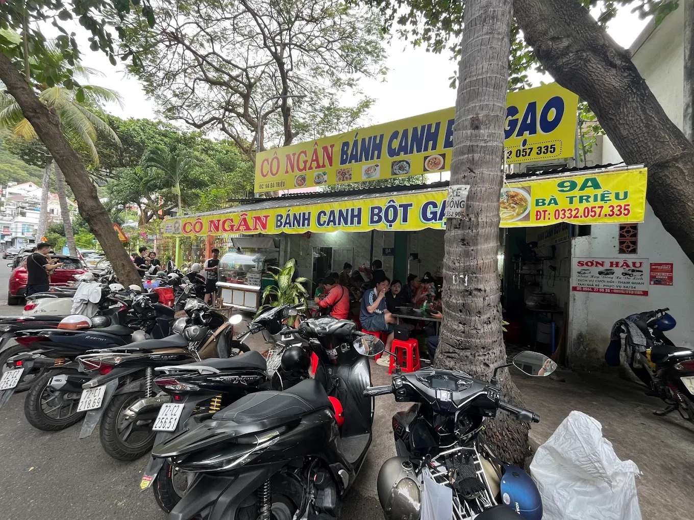 Bánh canh chả cá Vũng Tàu Cô Ngân