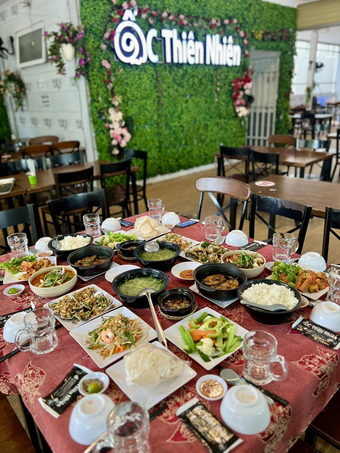 Quán ăn ngon Vũng Tàu Ốc Thiên Nhiên