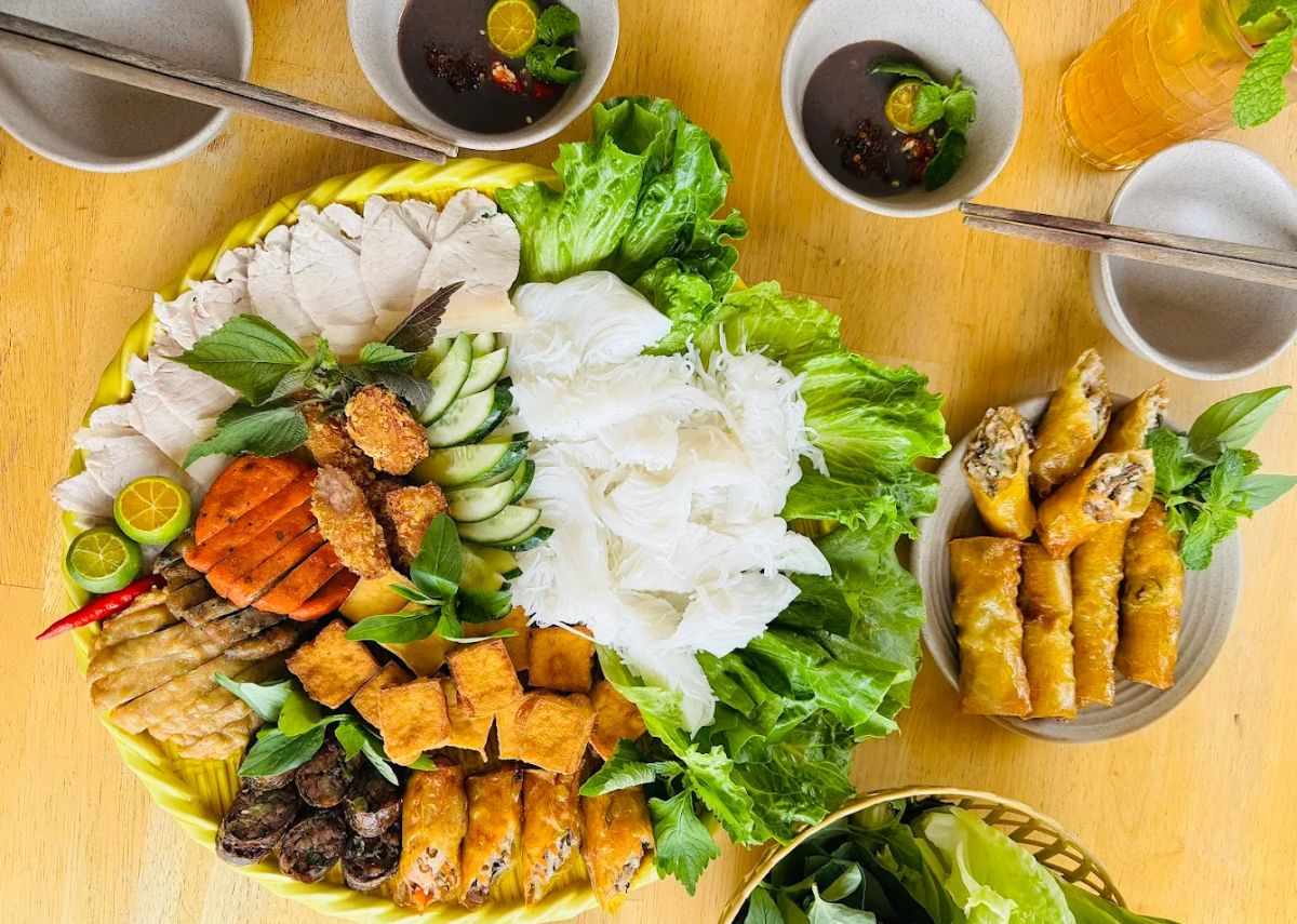 Sành Bún Đậu Vũng Tàu