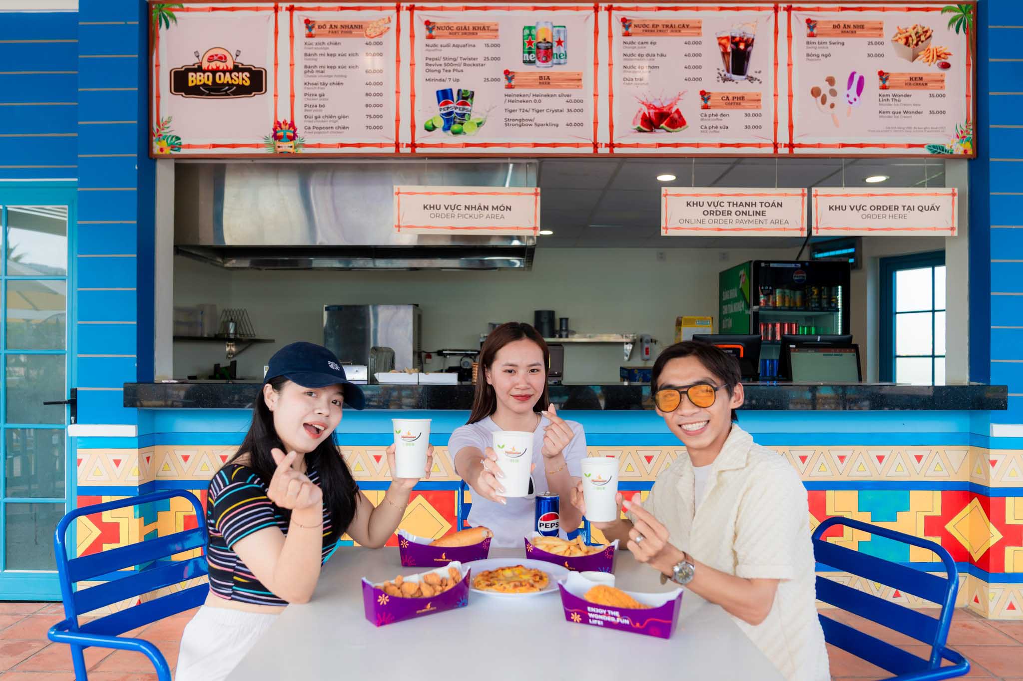 Thưởng thức ẩm thực tại công viên Grand Park