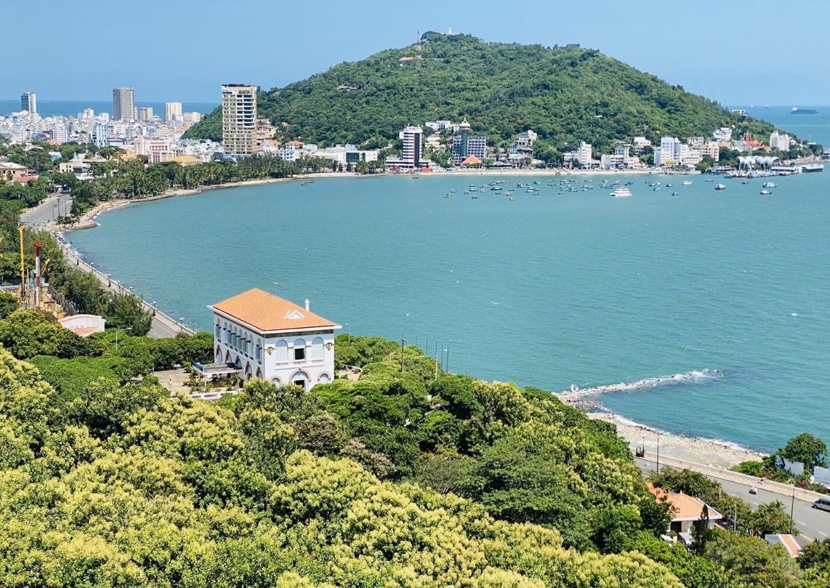 Toàn cảnh Bãi Trước ở Vũng Tàu