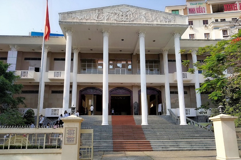 Can Tho City Museum from the outside