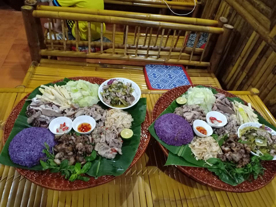 Family-run charm defines 3 Chi Em Hoa Binh Restaurant