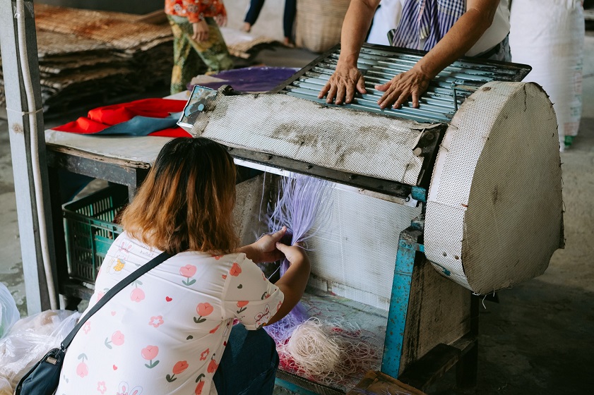 Hands on rice noodle making experience at Sau Hoai’s rice noodle factory