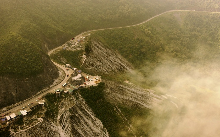 Marvel at the fairytale like beauty of Thung Khe Pass