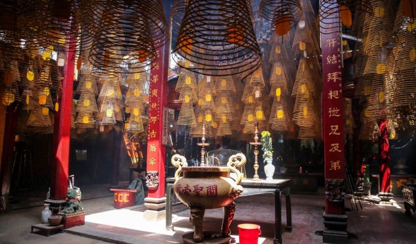 There are many important ceremonies at Ong Pagoda