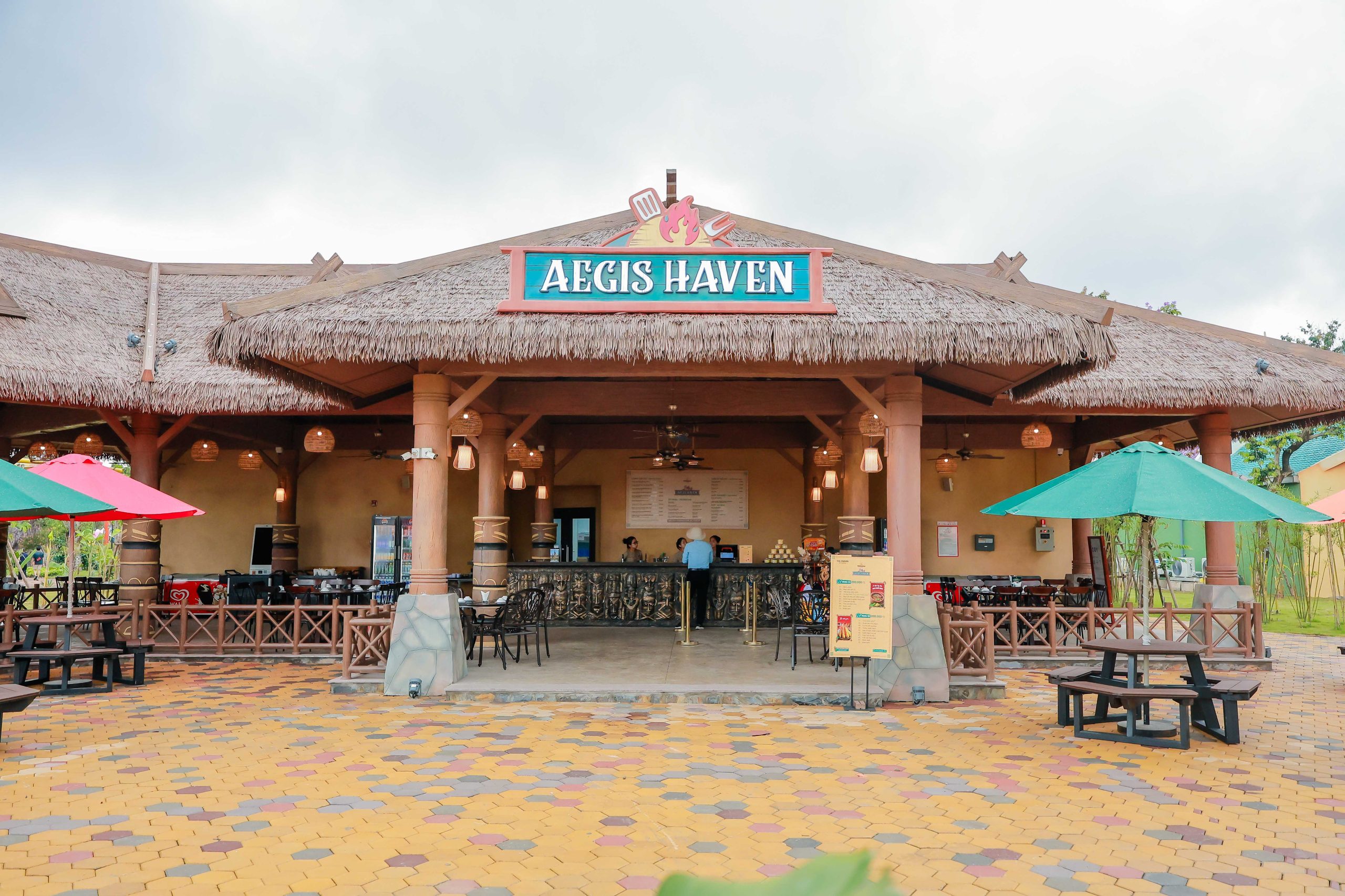 VinWonders Vu Yen Restaurant