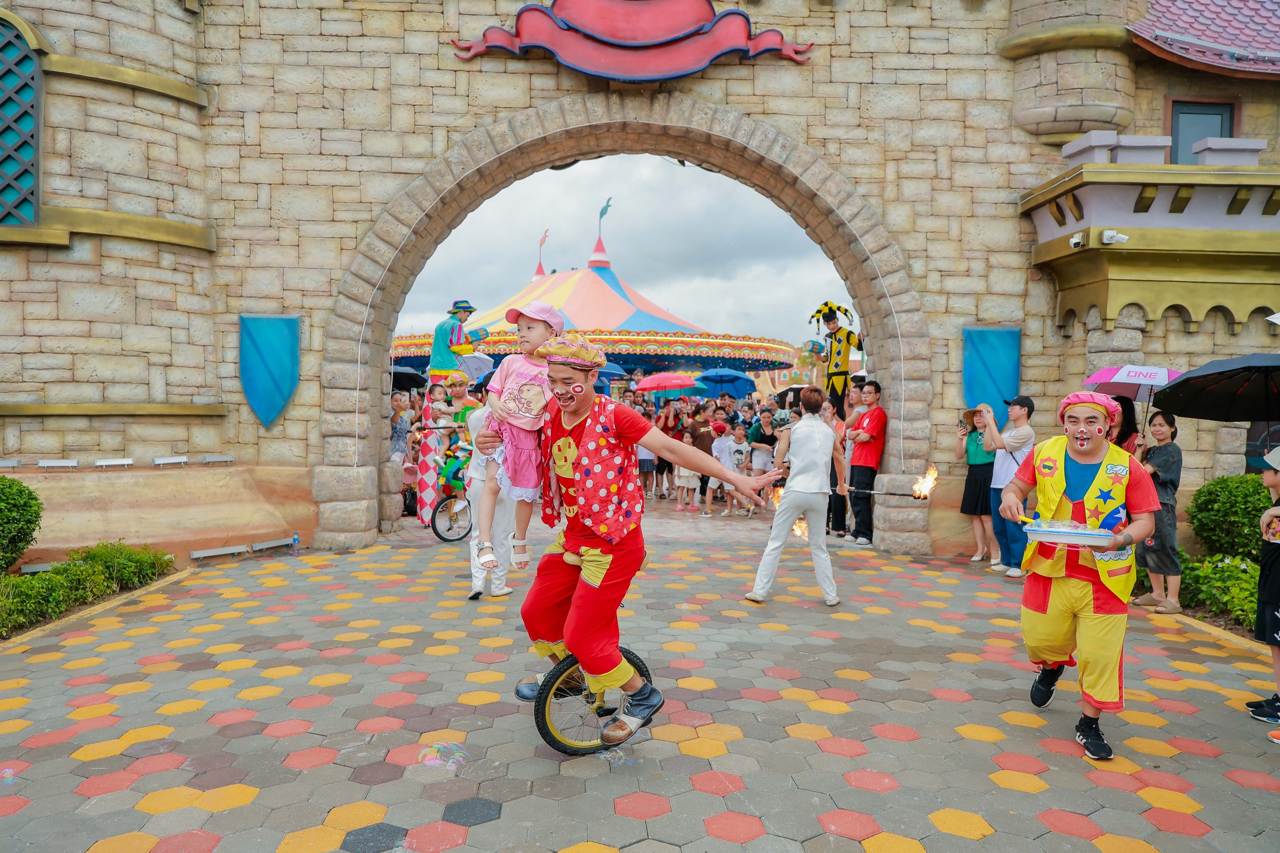 VinWonders Vu Yen Show