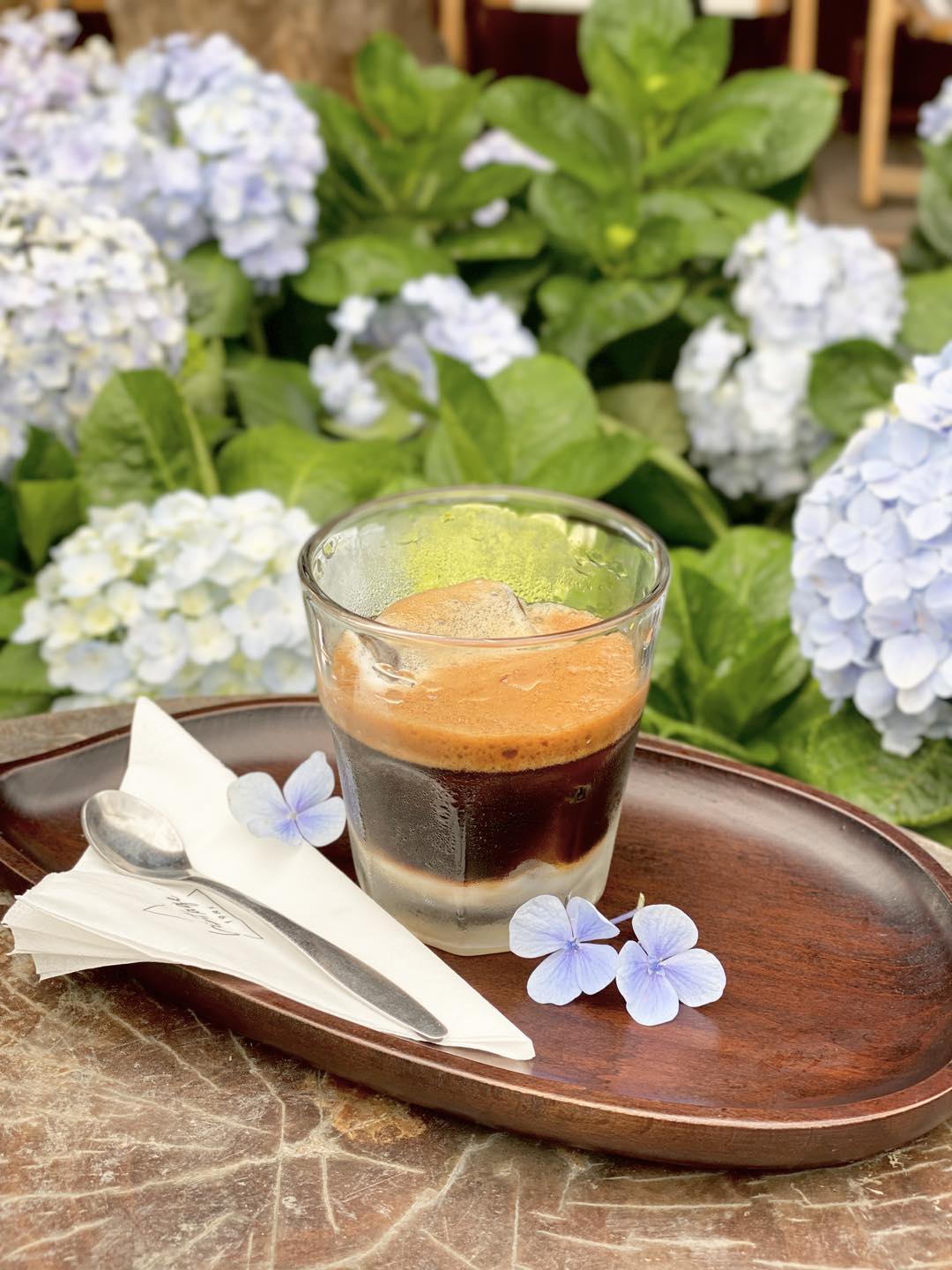 Vintage 198x one of the top Ha Long Bay coffee shop