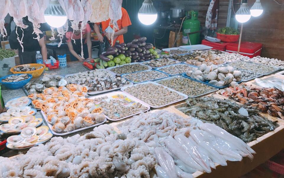Vung Tau markets capture the spirit of coastal life