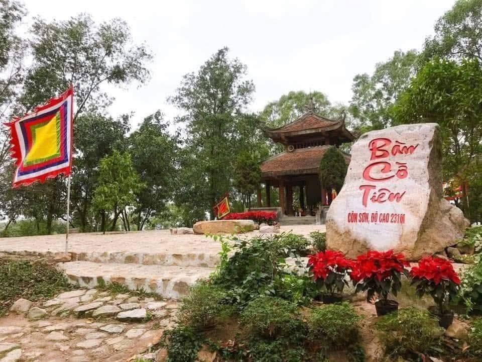 Bàn cờ tiên Côn Sơn - Kiếp Bạc