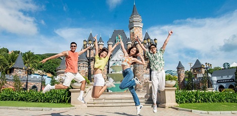 21 best places to visit with friends for the ultimate trip