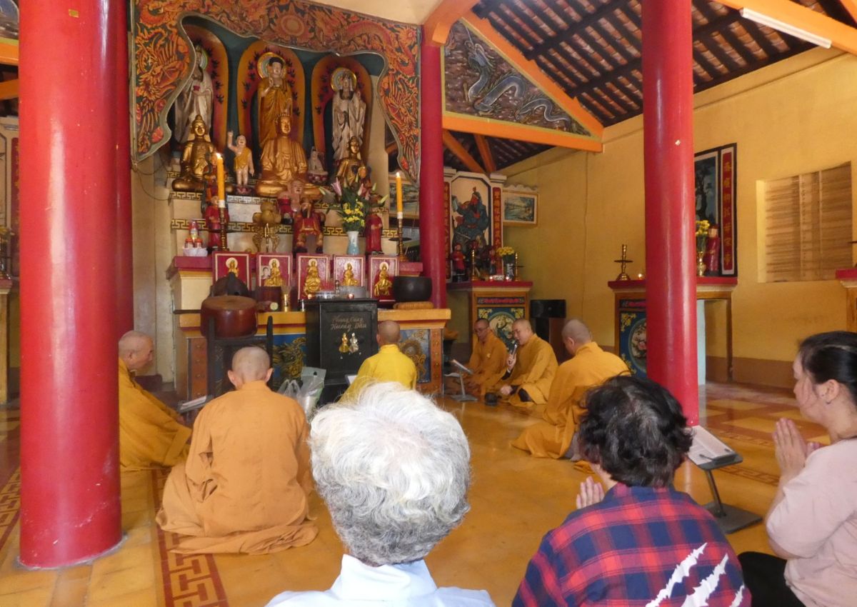 Chùa Tây Ninh Chiêm bái tại chùa Phước Lâm Tây Ninh