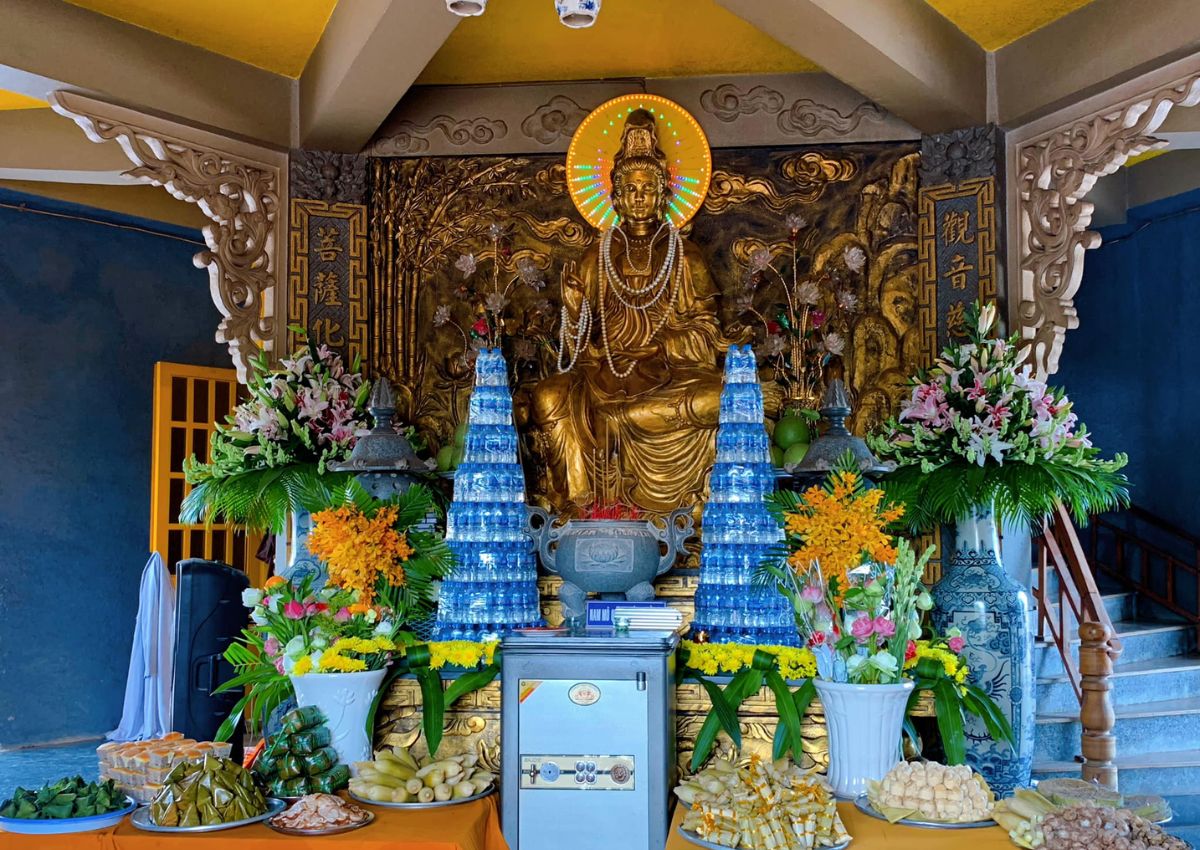 Điểm đến tâm linh chùa Gò Kén