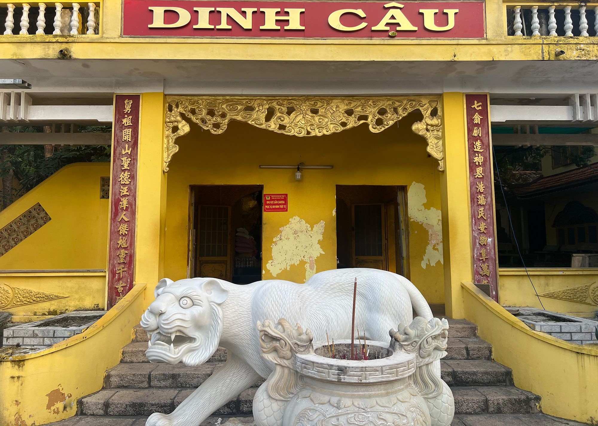 Dinh Cậu núi Cậu Tây Ninh