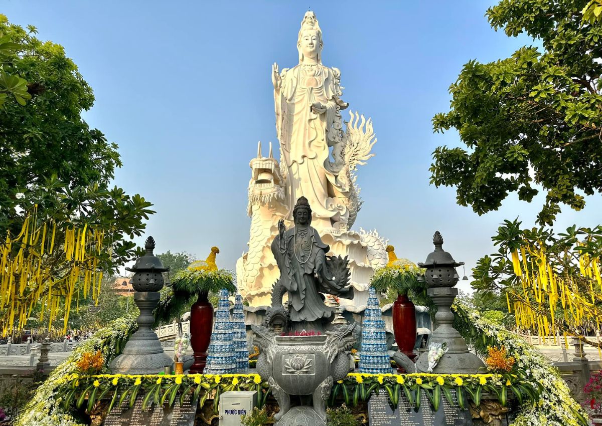 Hình ảnh đẹp về chùa Gò Kén