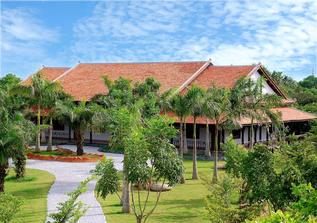 Khách sạn khu du lịch Long Điền Sơn