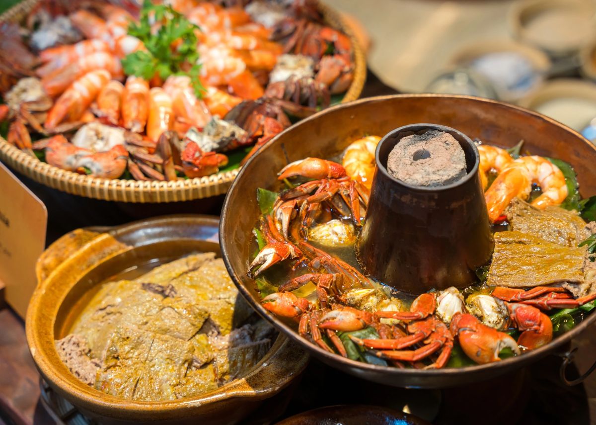 Lẩu ba khía lá buôi