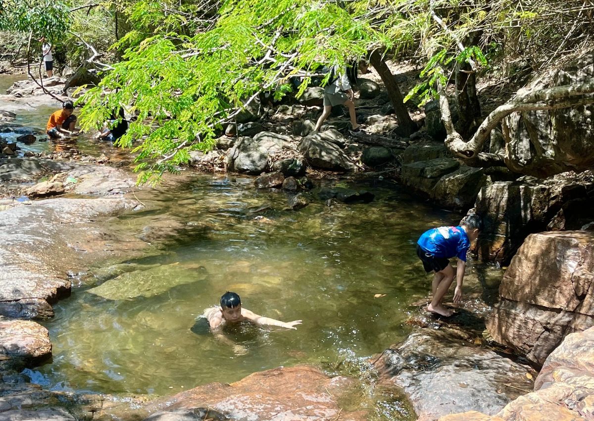 Lưu ý khi tham quan Suối Trúc