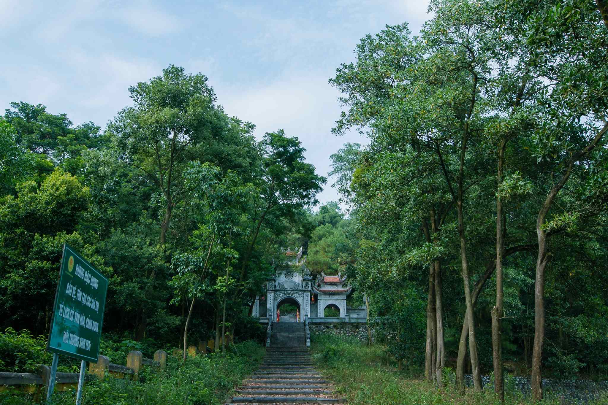 Núi Ngũ Nhạc Côn Sơn - Kiếp Bạc