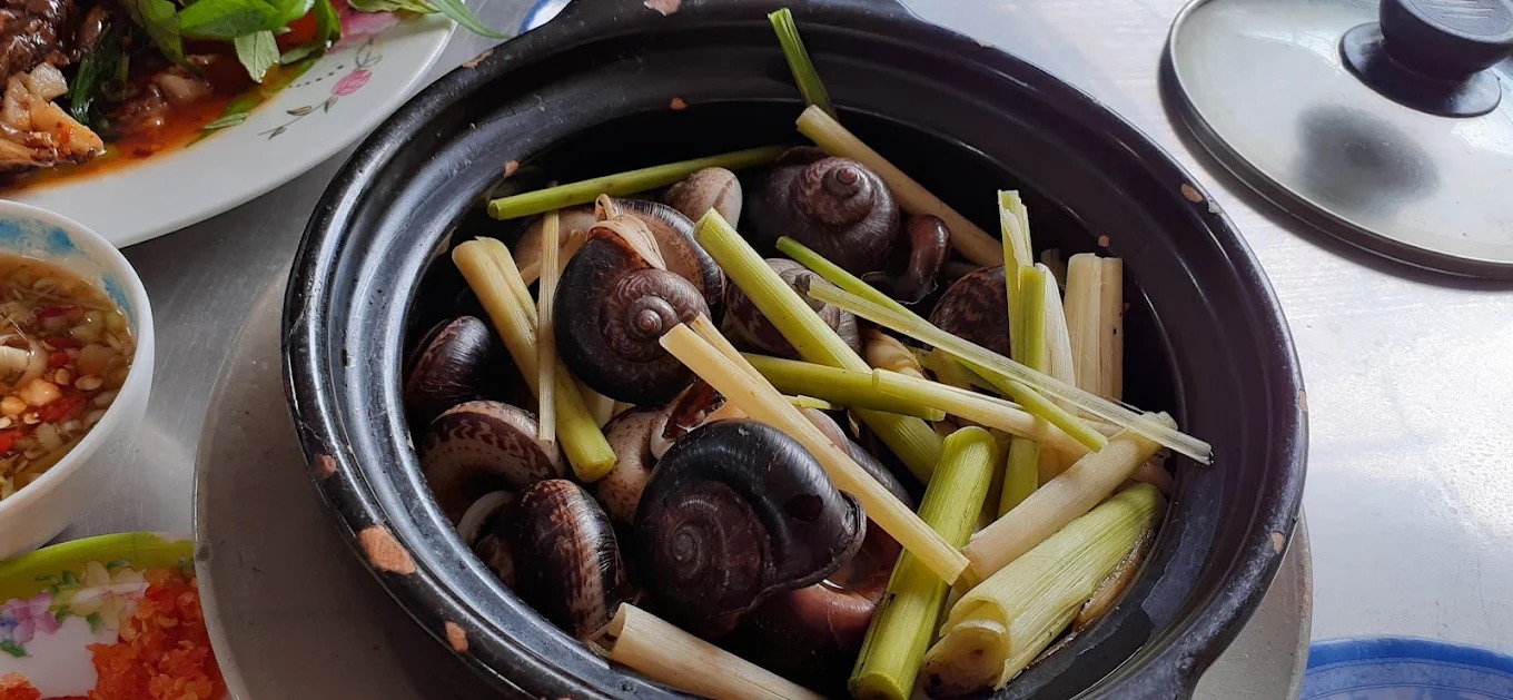 Ốc núi quán Đồng Quê Tây Ninh