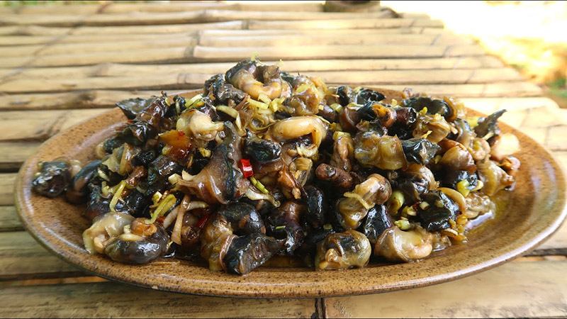 Ốc núi Tây Ninh xào sả ớt