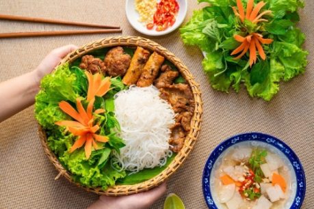 Top 9 quán bún chả Hà Nội ở Nha Trang chuẩn vị, ngon hết ý