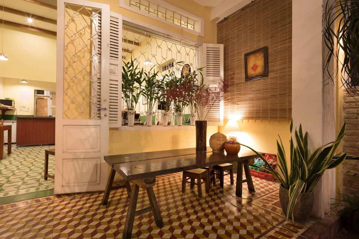 quán cơm nhà Góc Hà Nội ở Nha Trang