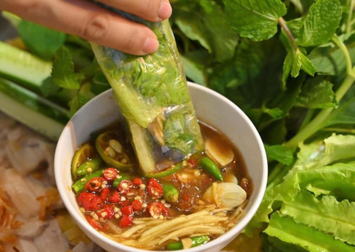 Thành phẩm mắm chua sau ủ