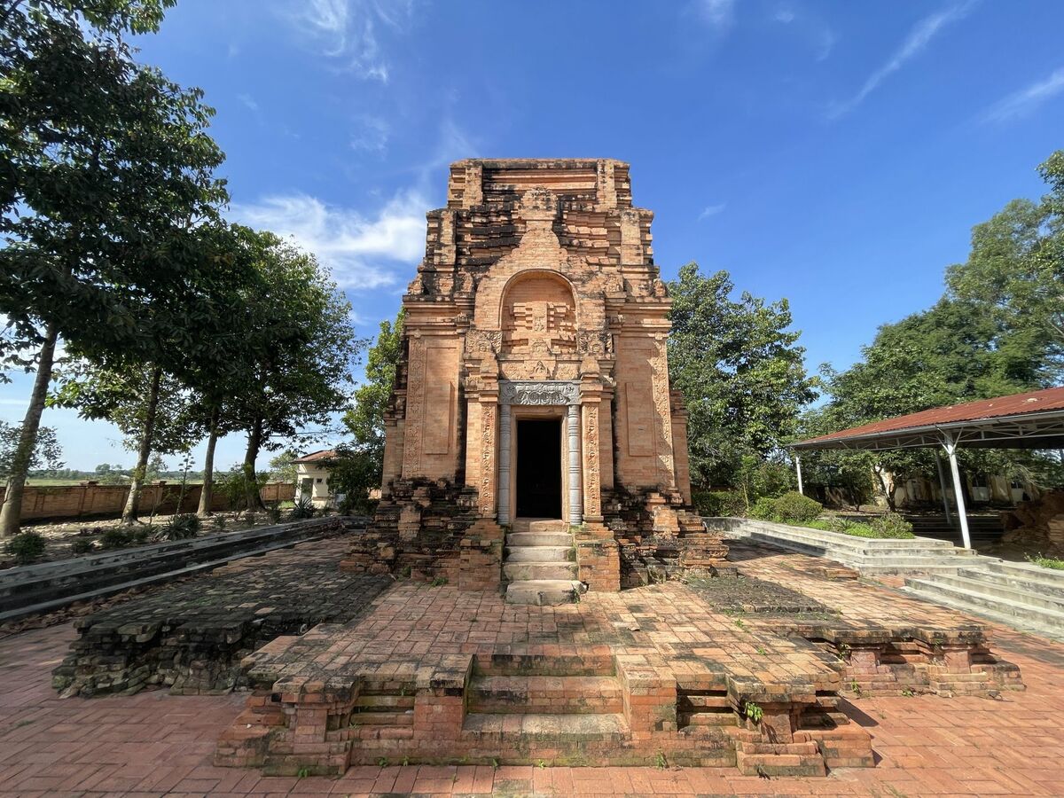 Tháp Chóp Mạt Tây Ninh