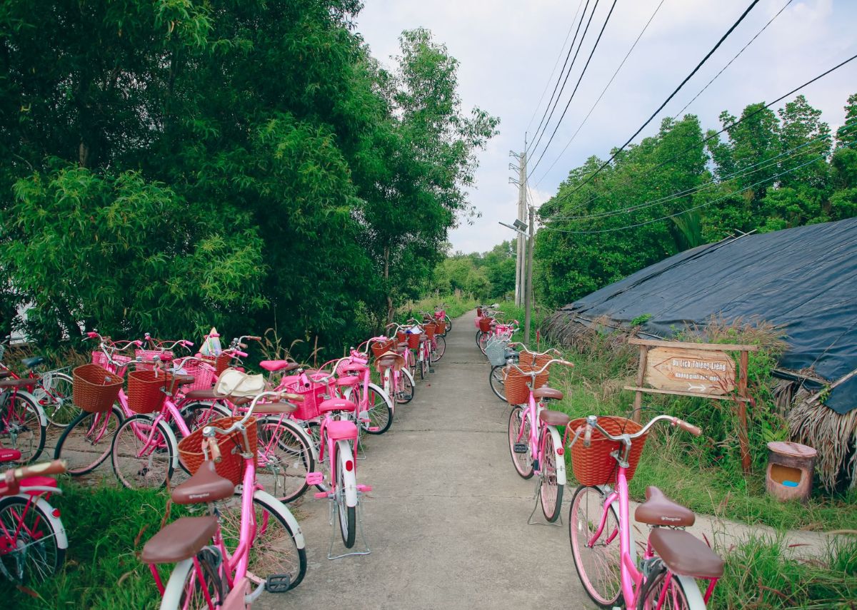 Thuê xe đạp dạo quanh Thiềng Liềng