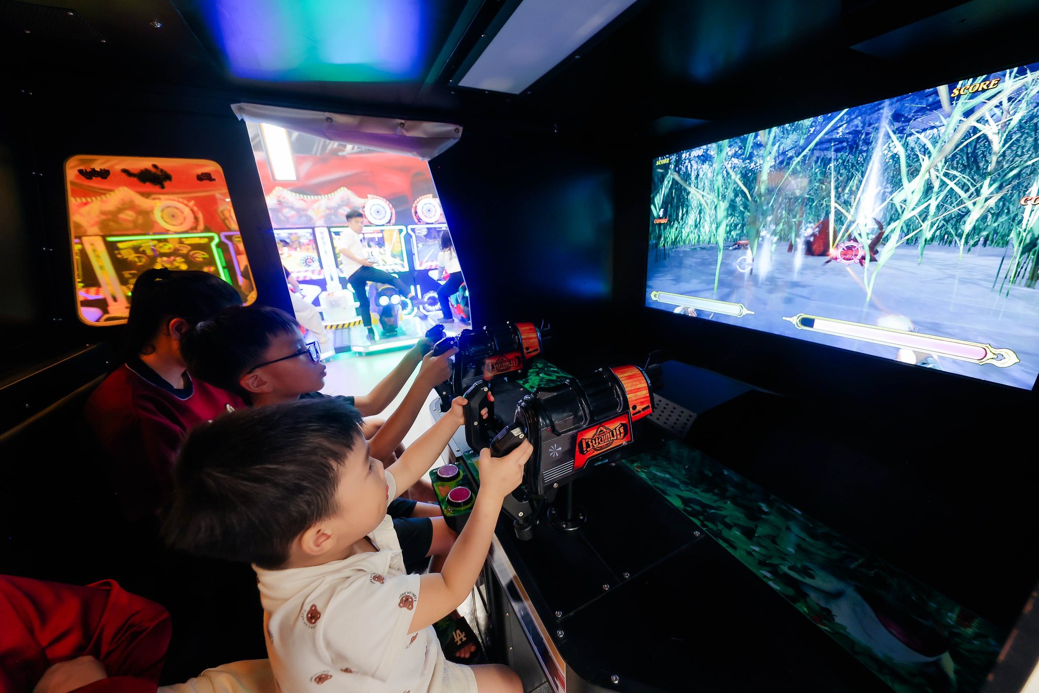 tro choi trong nha o vinwonders vu yen