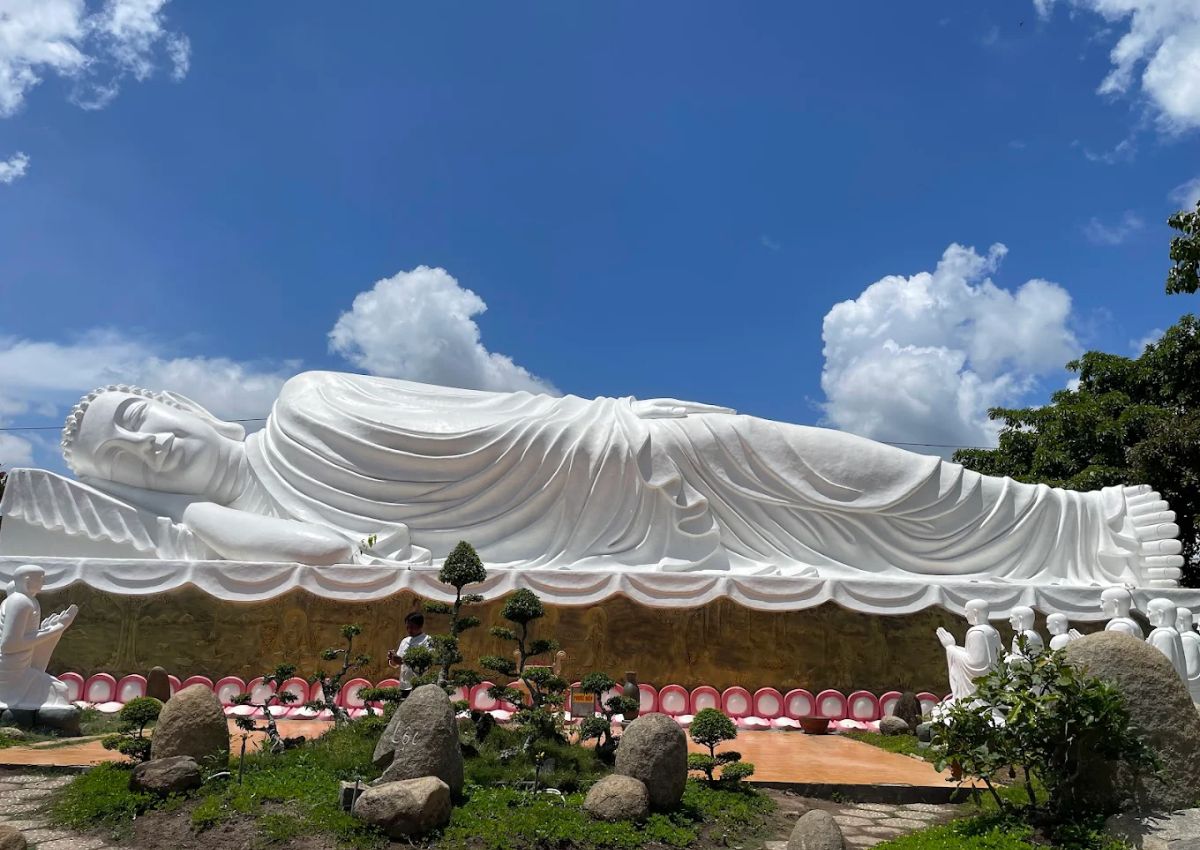 Tượng Đức Phật ở chùa Thiền Lâm