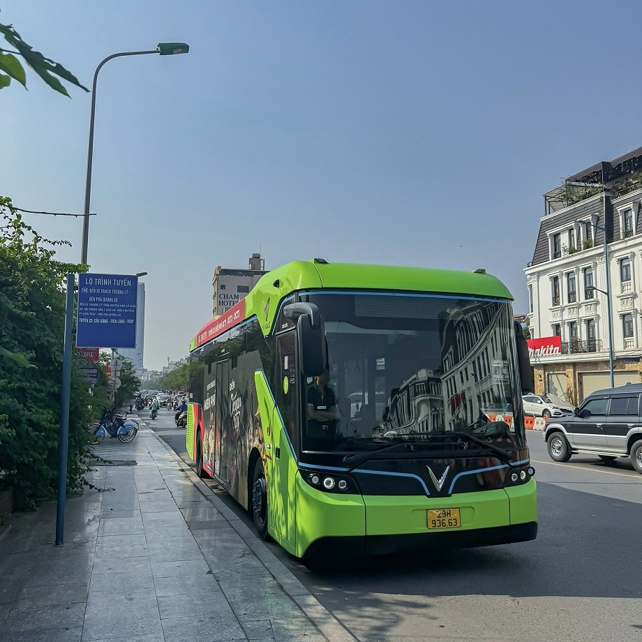 xe buýt tới VinWonders Vũ Yên