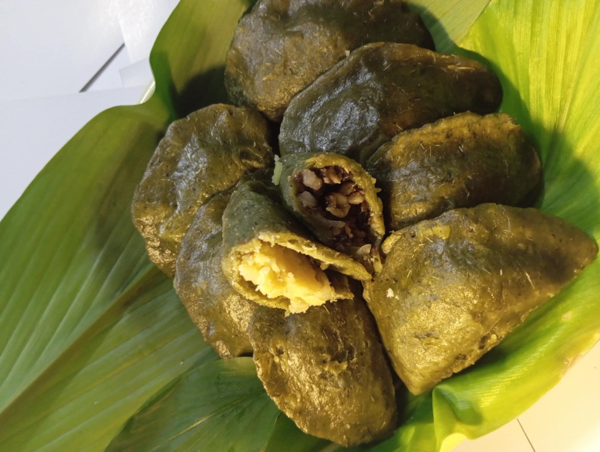 bánh khúc làng Diềm Bắc Ninh
