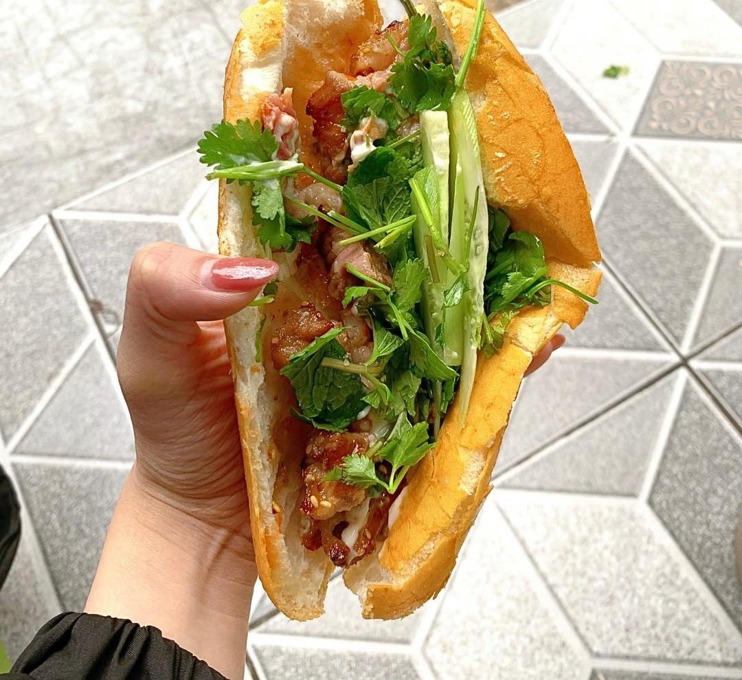 Bánh mì thịt xiên nướng Bắc Ninh